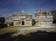 Nunnery Complex at Chichen Itza - chichen itza mayan ruins,chichen itza mayan temple,mayan temple pictures,mayan ruins photos